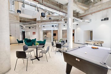 1 bed studio, Cookridge Street, City Centre, Leeds, LS28GL - Image 11